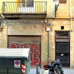 Garbage and Motorbike, Valencia, 2009